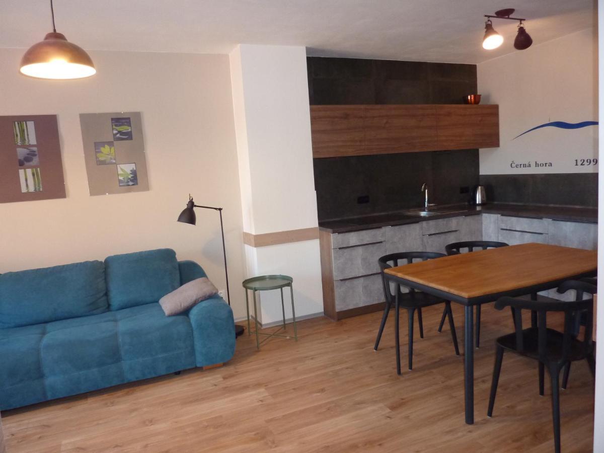 Apartman 18 - Jestrab ヤンスケー・ラーズニェ エクステリア 写真